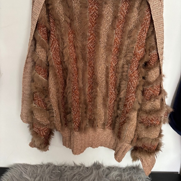 Real Fur Tan Off-the-Shoulder Sweater - Picture 2 of 2